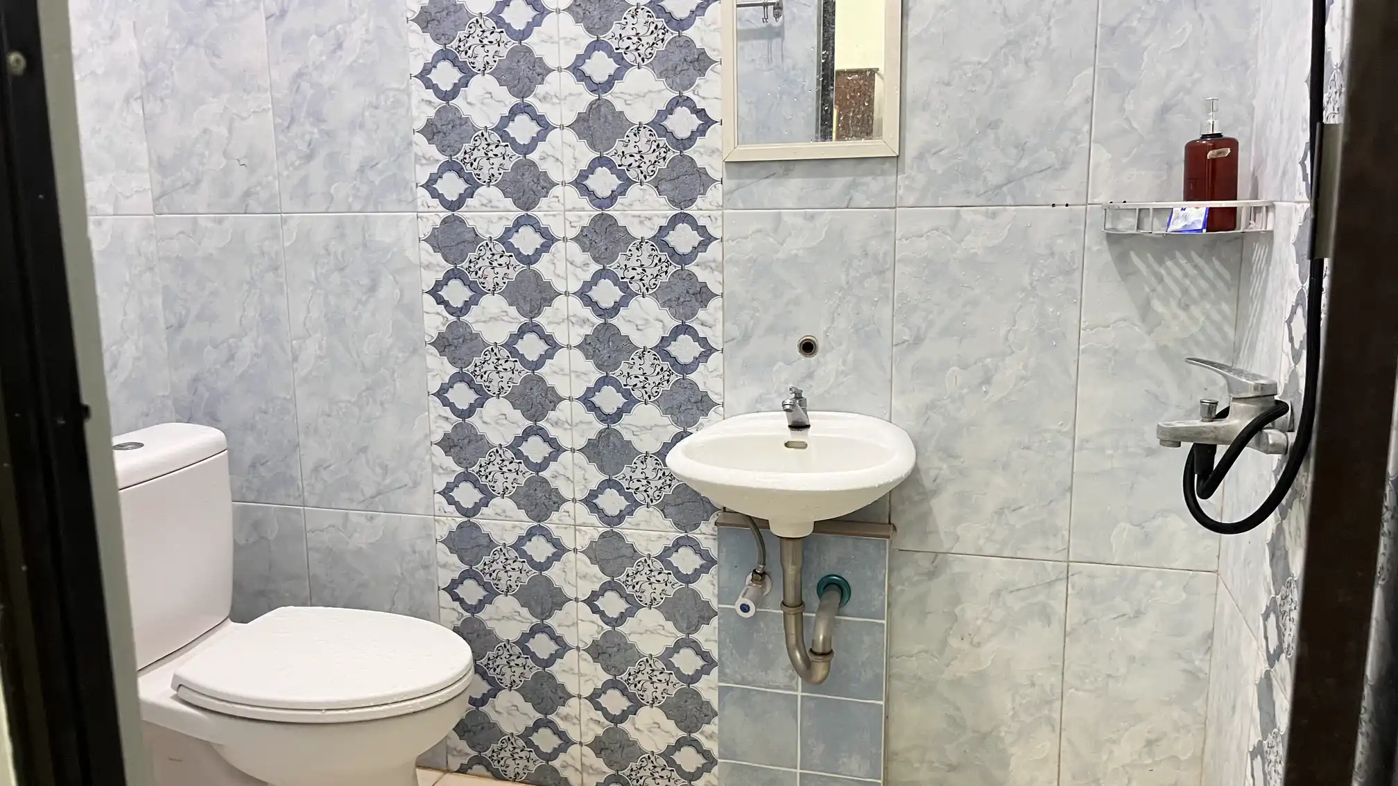 R.01 Sarklewer Bathroom