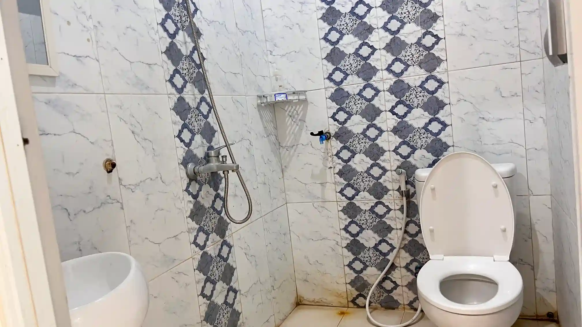 R.03 Goliwet Bathroom