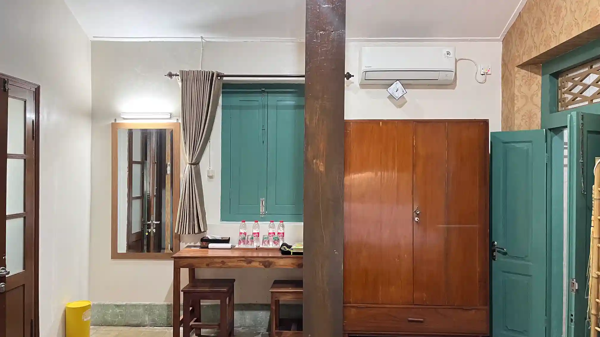 RB. Mangkunegaran Detail Kamar