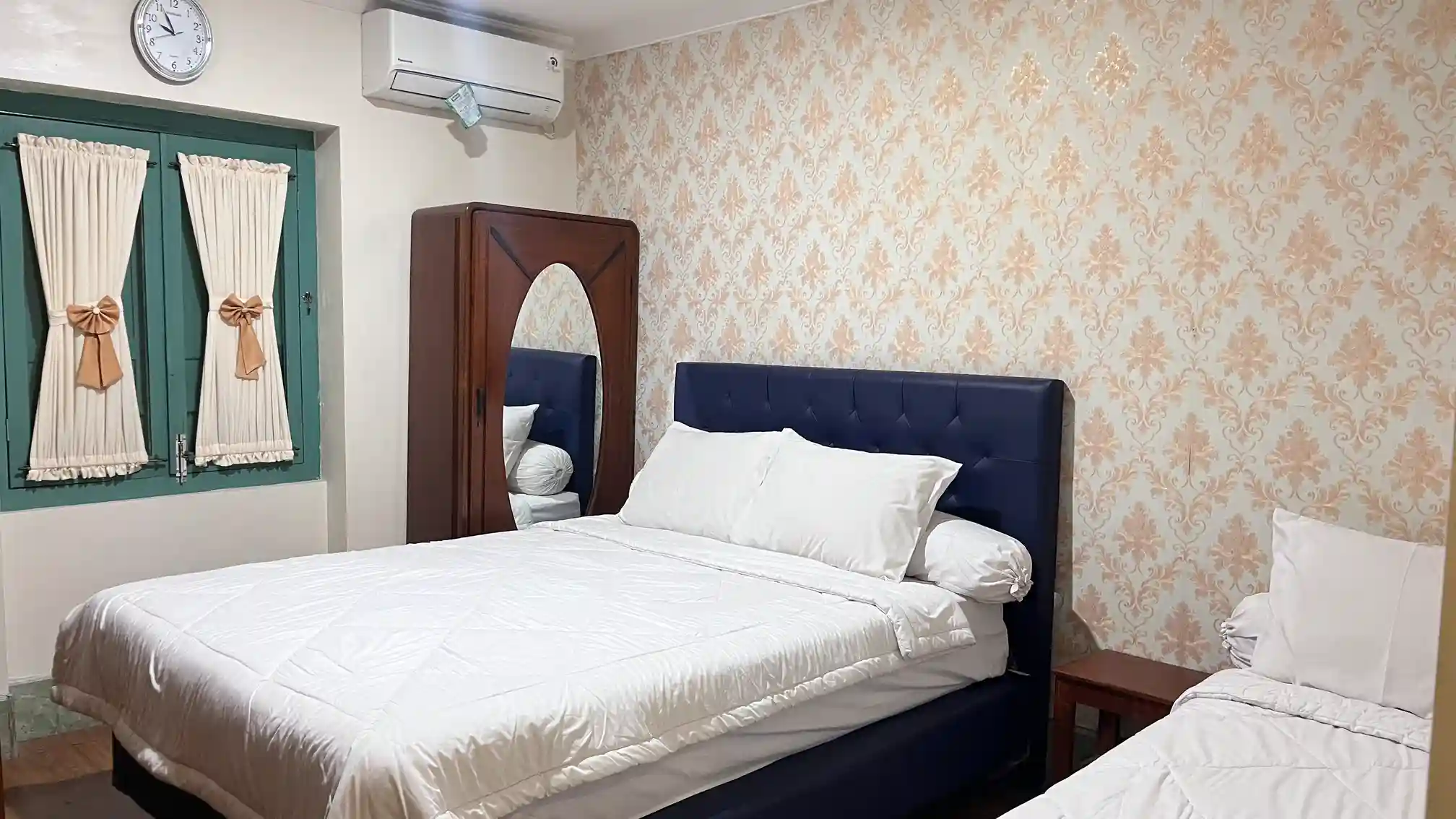 RC. Sriwedari Bed