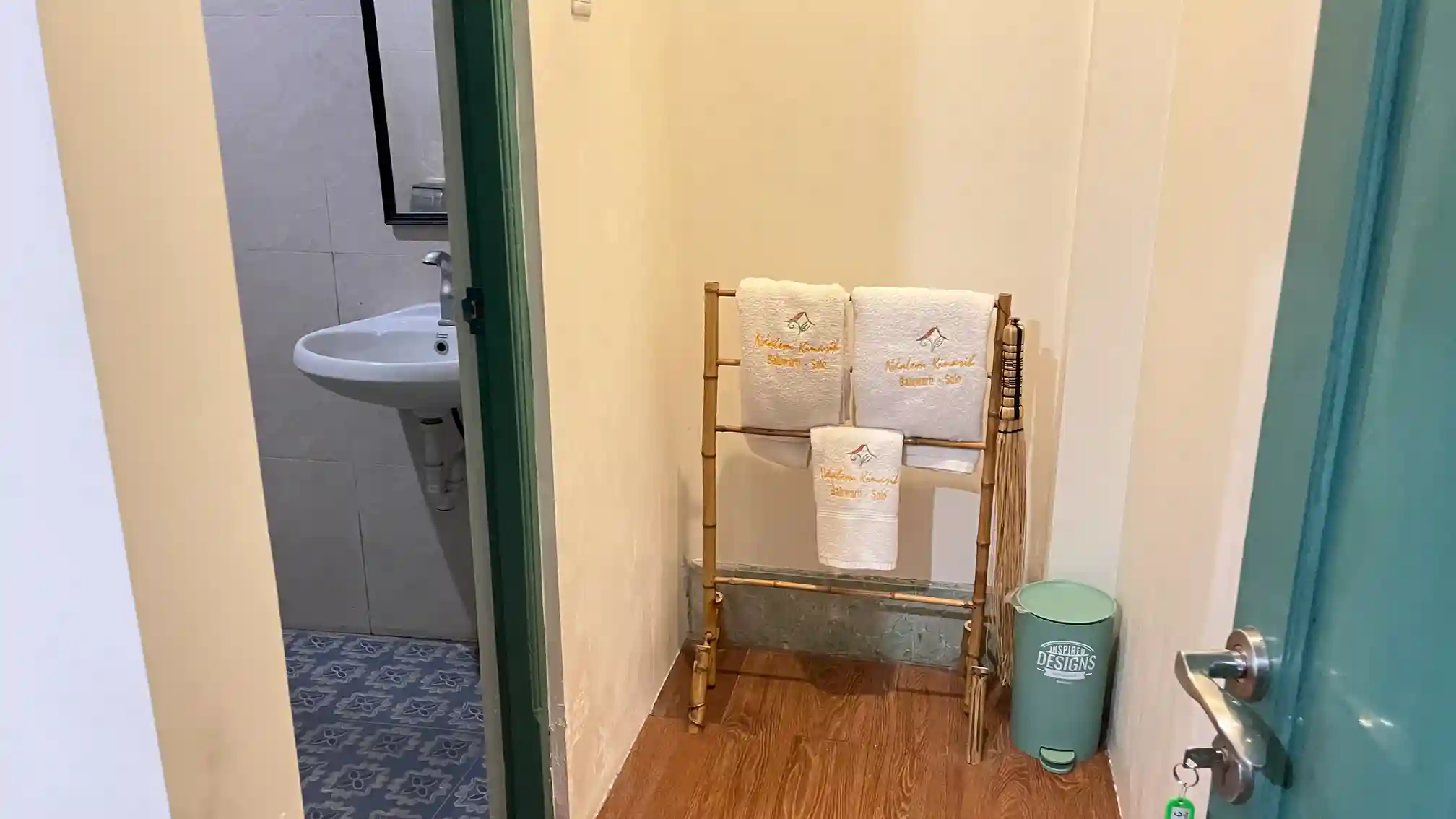 RC. Sriwedari Front Bathroom